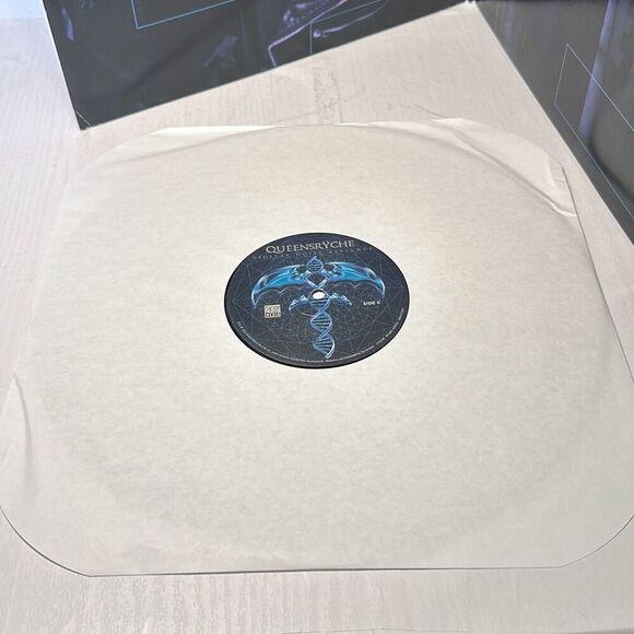 Queensrÿche - Digital Noise Alliance Vinyl Gatefold LP Jacket - Picture 6 of 11